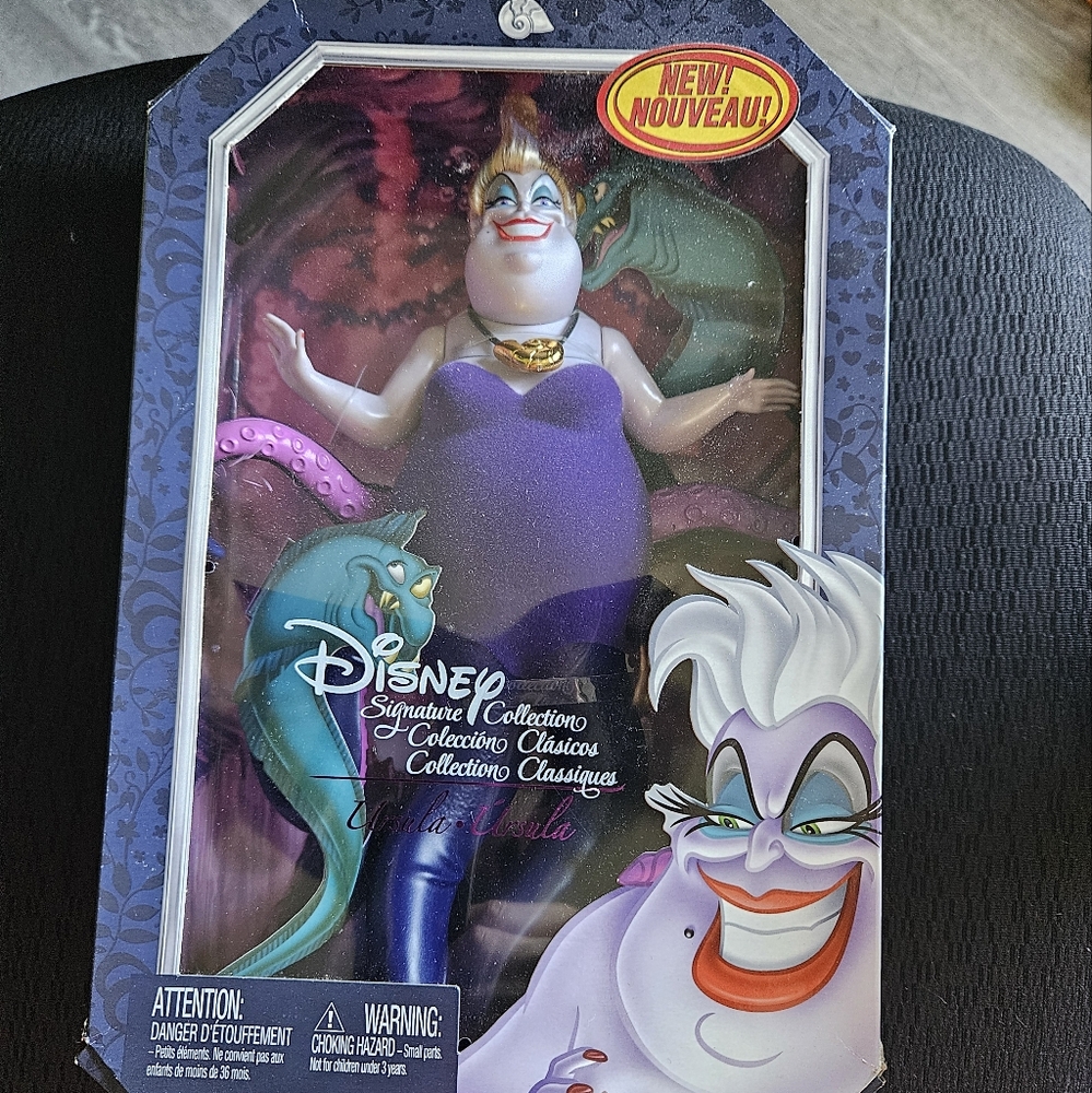 Disney Villains Ursula Doll Signature Collection  Purple and Black